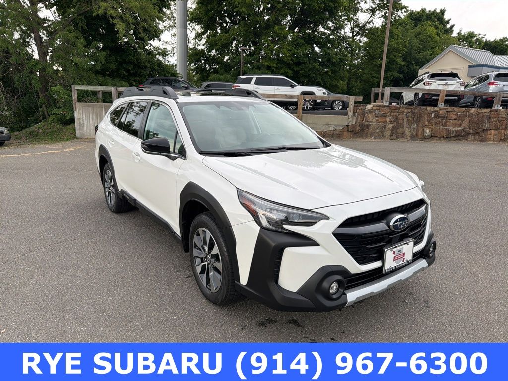 2023 Subaru Outback Limited's photo