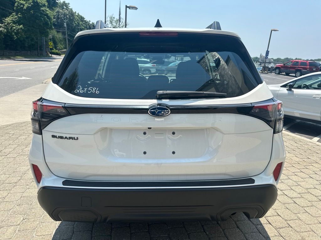 2026 Subaru Forester Base - Photo 11