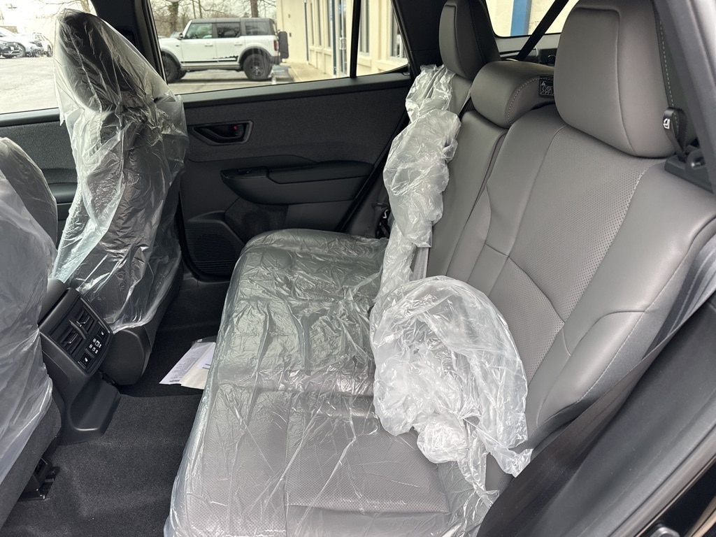 2026 Subaru Outback Limited - Photo 18