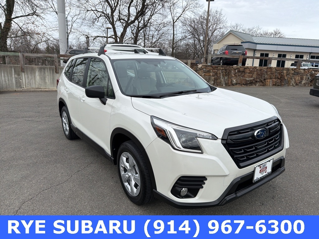 2023 Subaru Forester Base