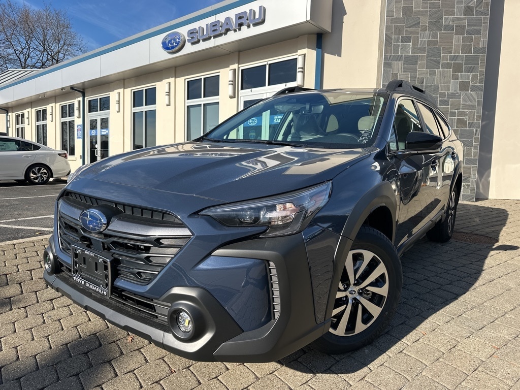 2025 Subaru Outback Premium's photo