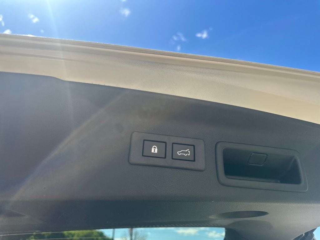 2026 Subaru Forester Premium - Photo 14