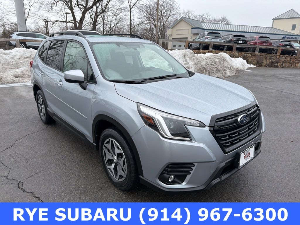 2024 Subaru Forester Premium