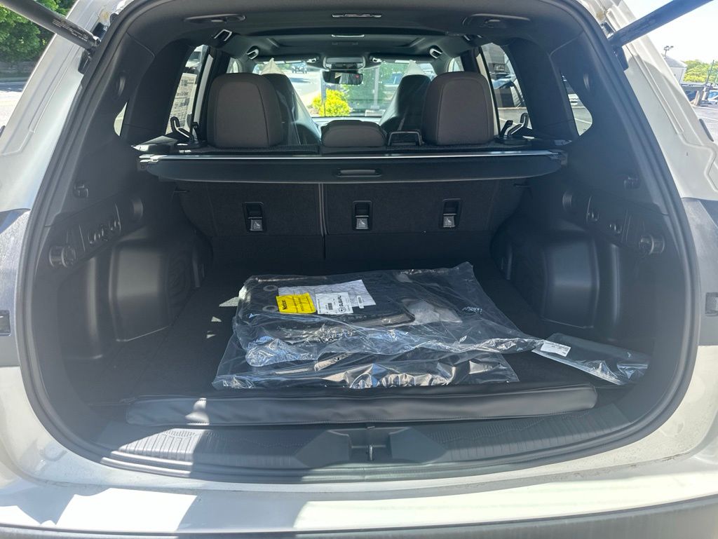 2026 Subaru Forester Premium - Photo 13