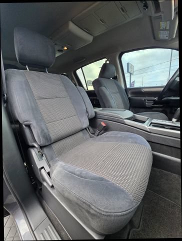 2012 Nissan Armada SV - Photo 16