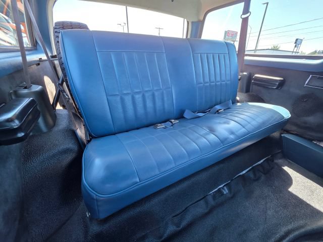 1995 Ford Bronco - Photo 10