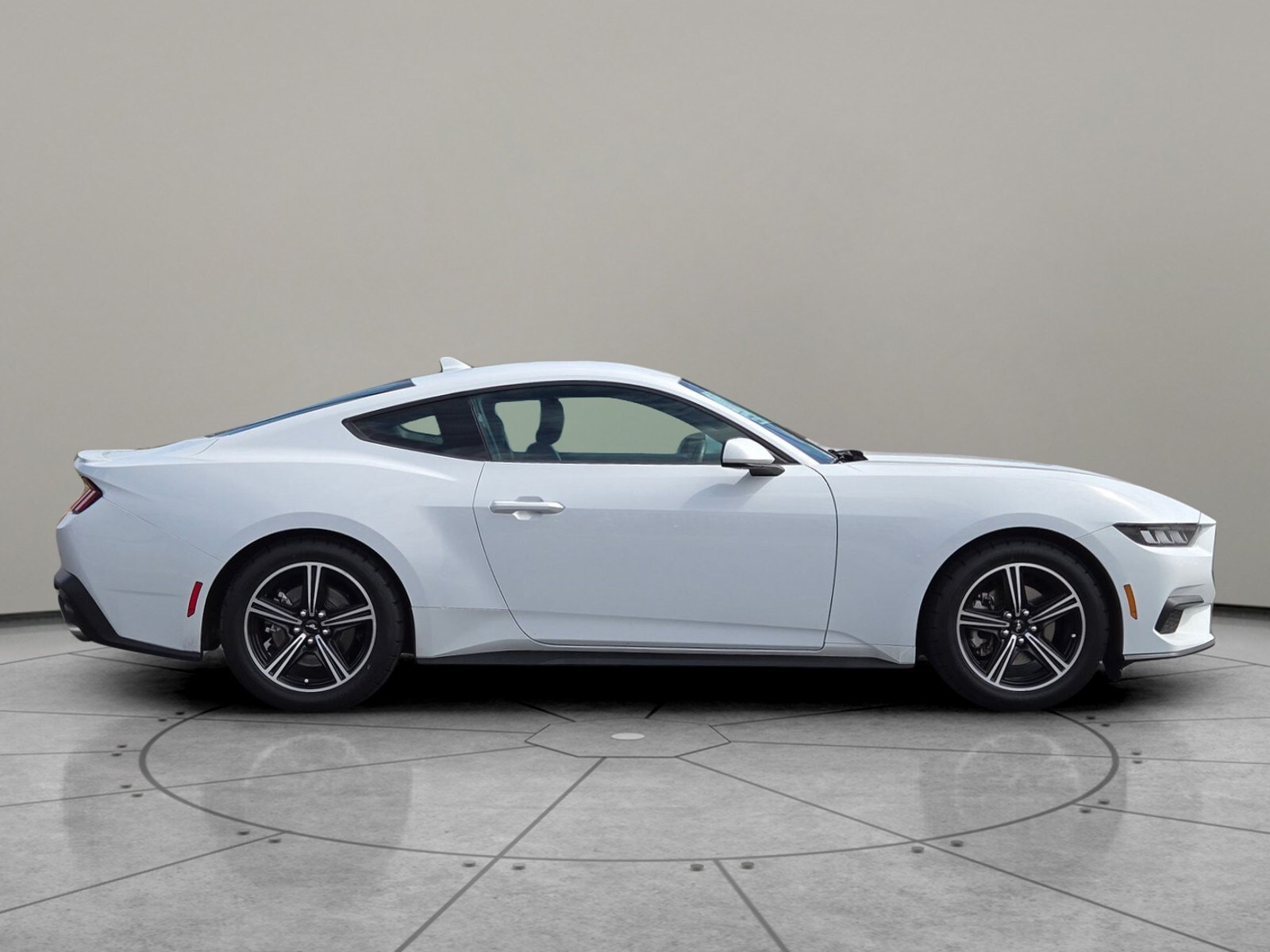 2024 Ford Mustang EcoBoost Premium photo 3