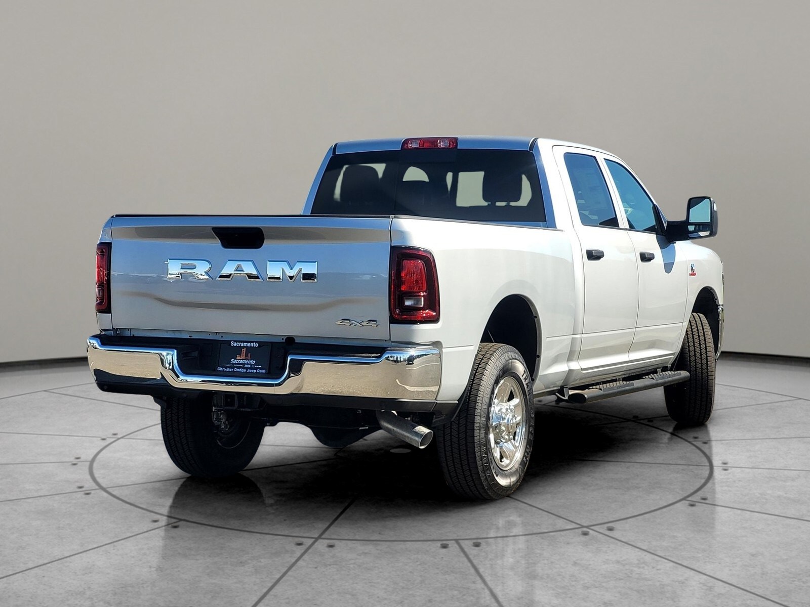 2025 Ram 2500 Tradesman photo 4