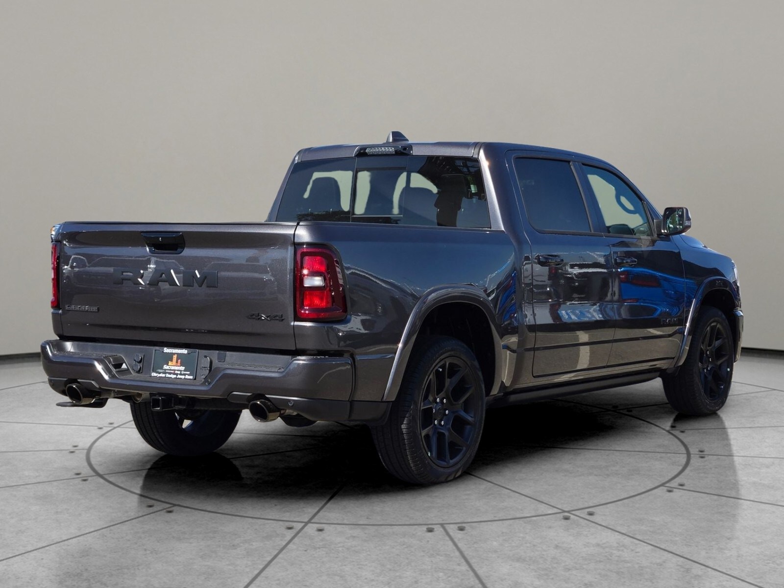 2026 Ram 1500 Laramie photo 4
