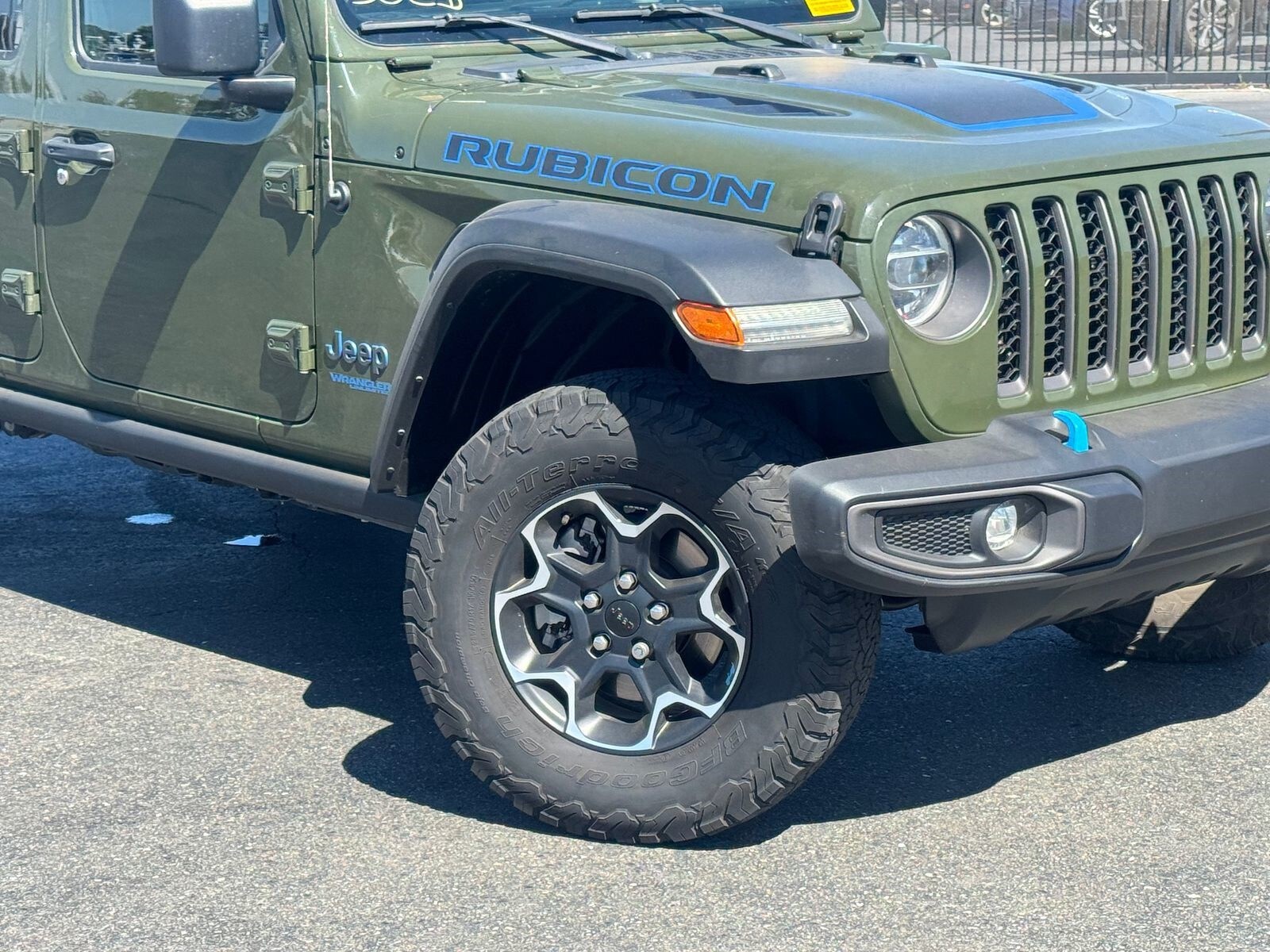 2022 Jeep Wrangler Unlimited Rubicon 4xe photo 3