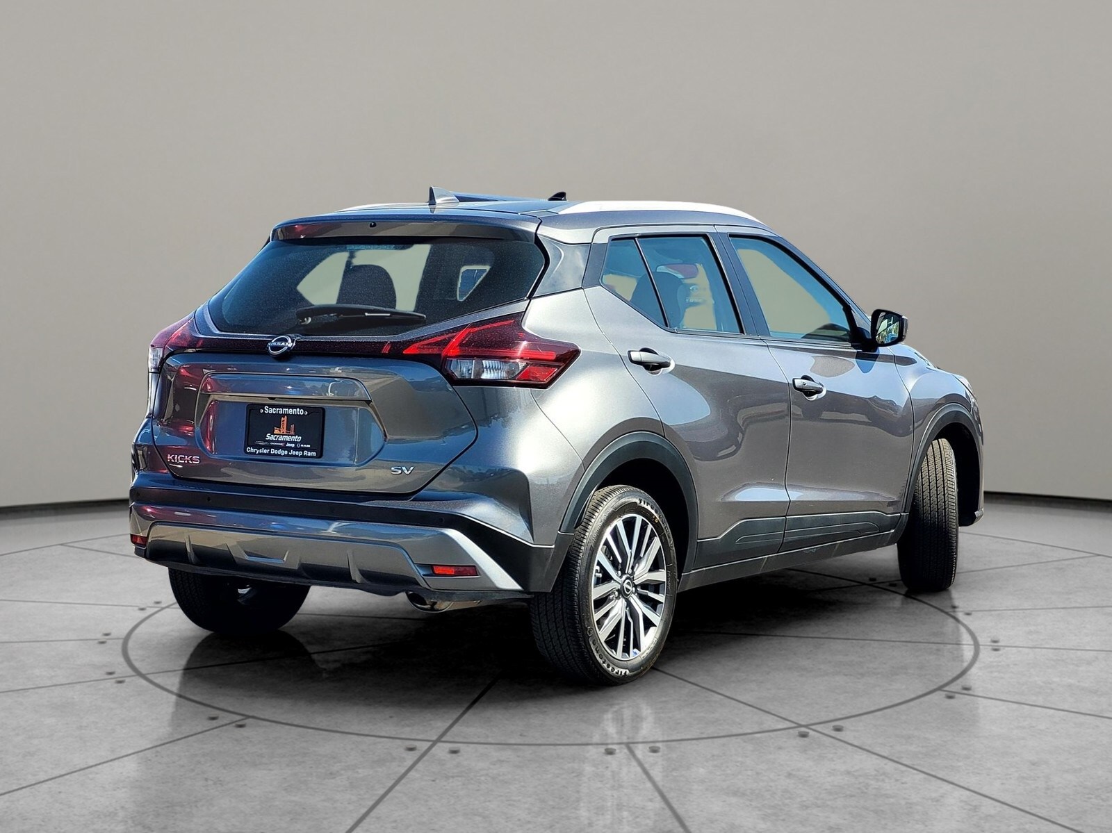 2024 Nissan Kicks SV photo 4