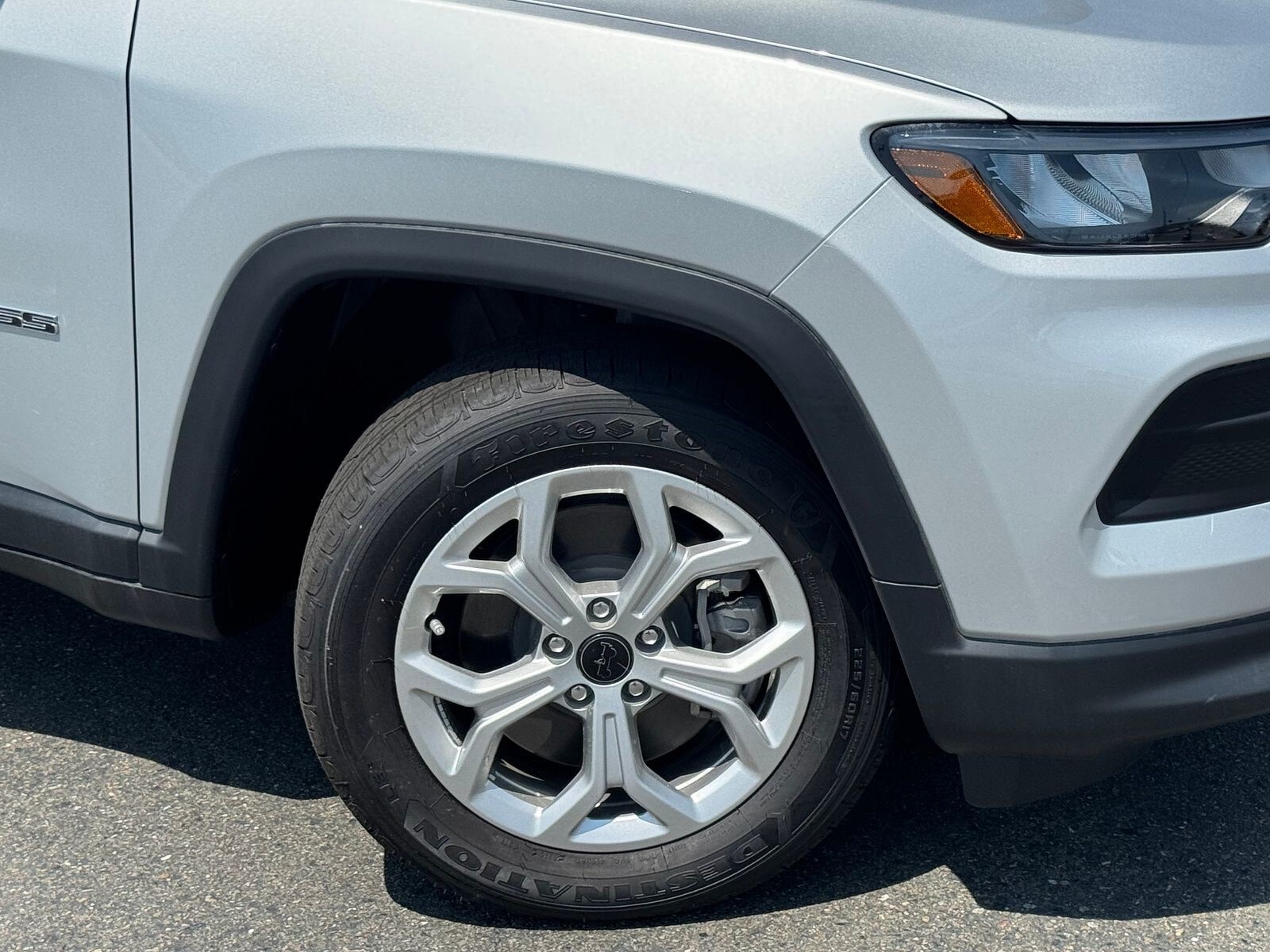 2025 Jeep Compass Sport photo 3