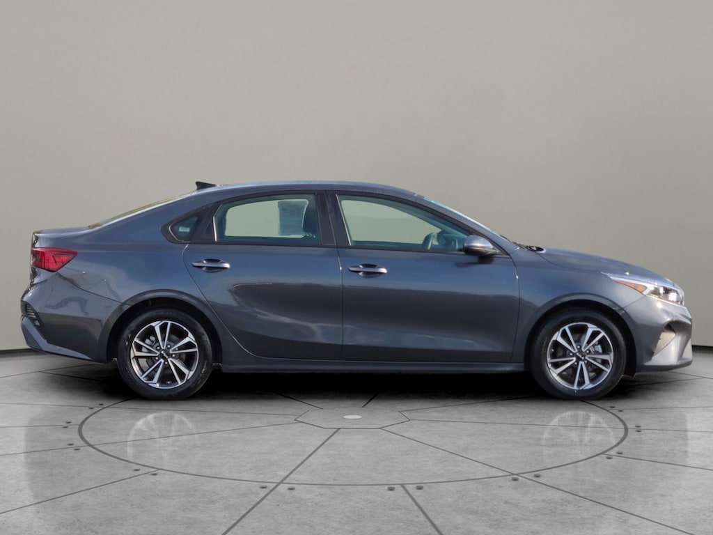 Used 2024 Kia Forte LXS Sedan
