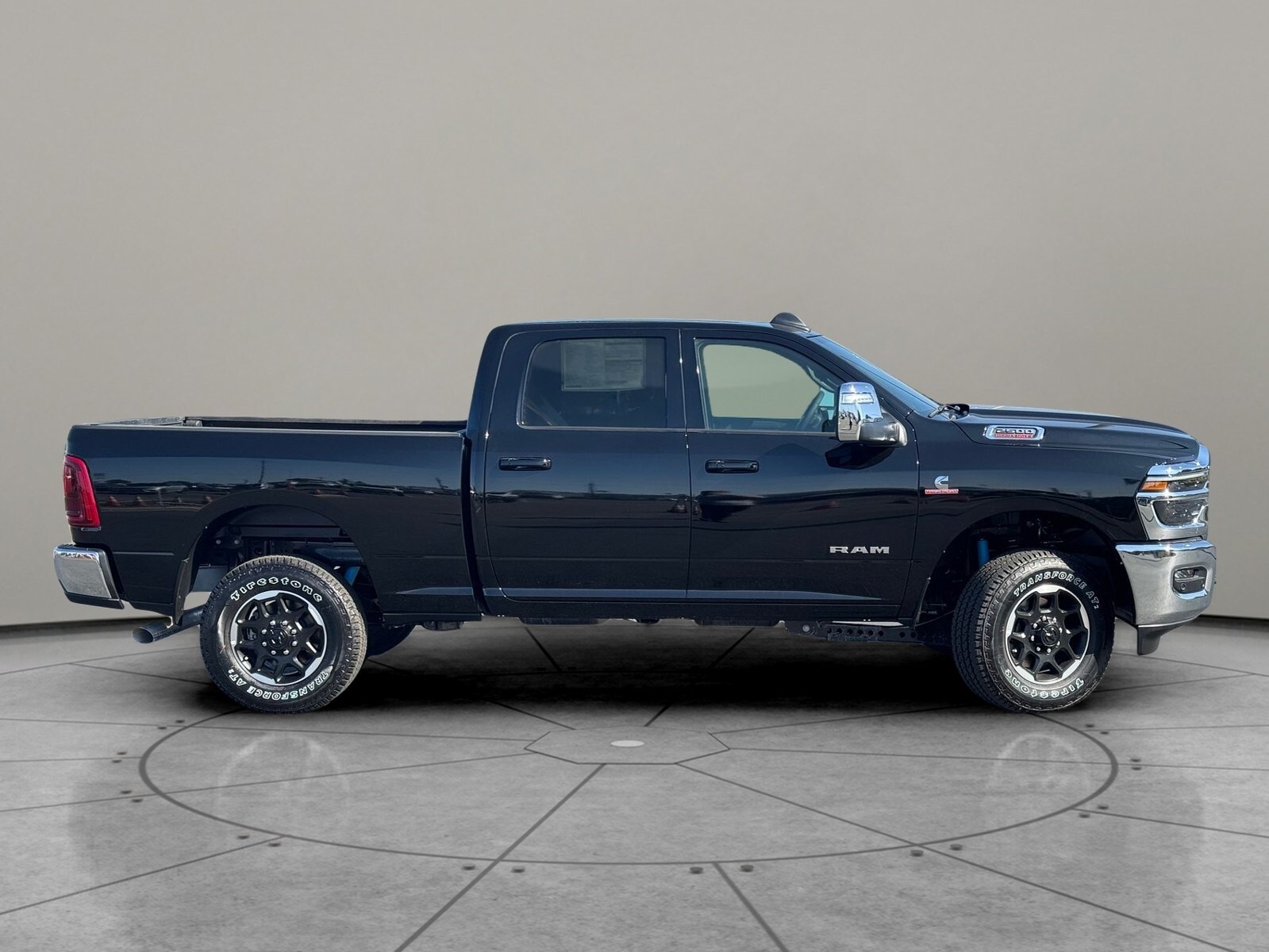2025 Ram 2500 Laramie photo 4