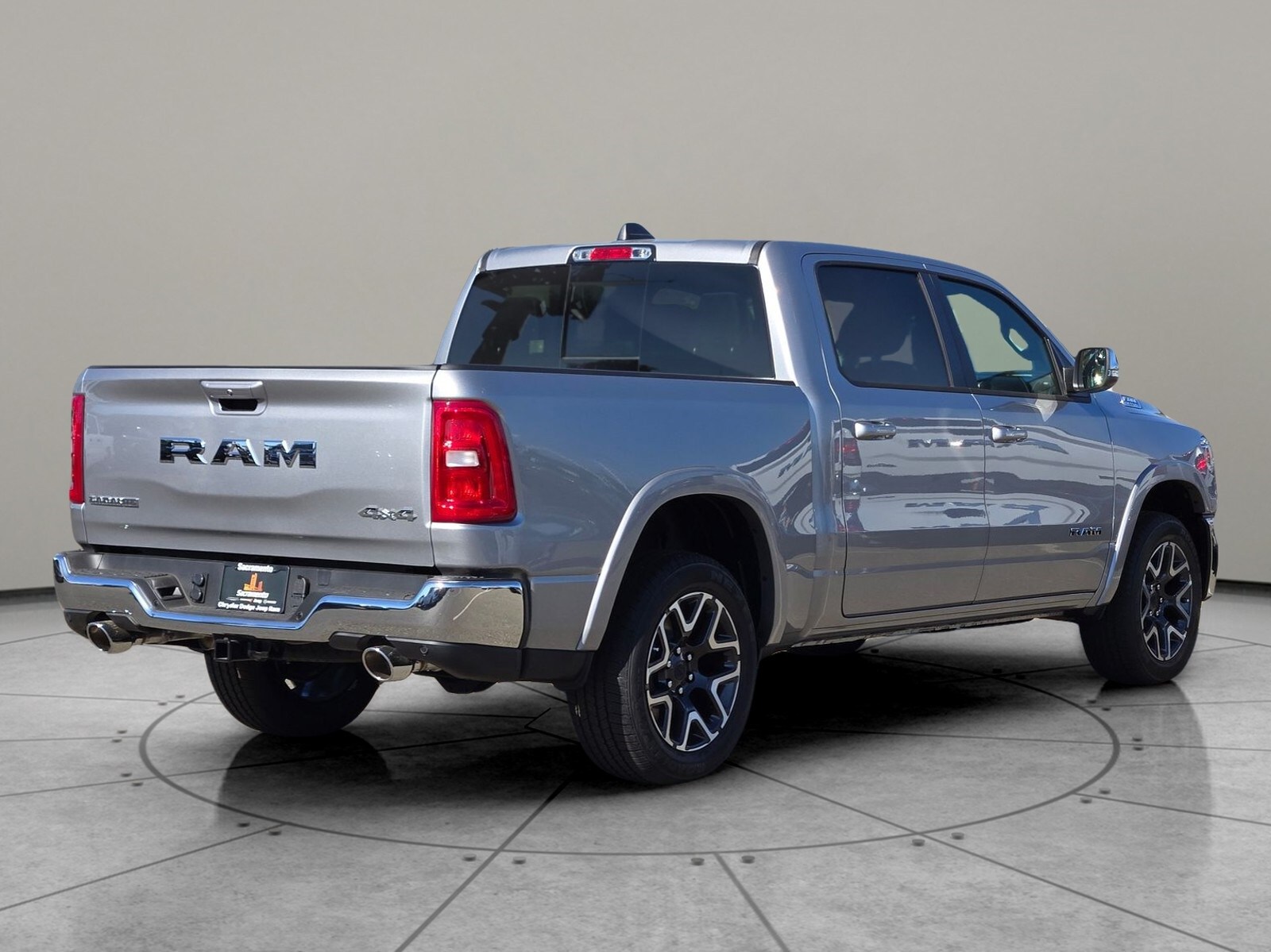 2025 Ram 1500 Laramie photo 2