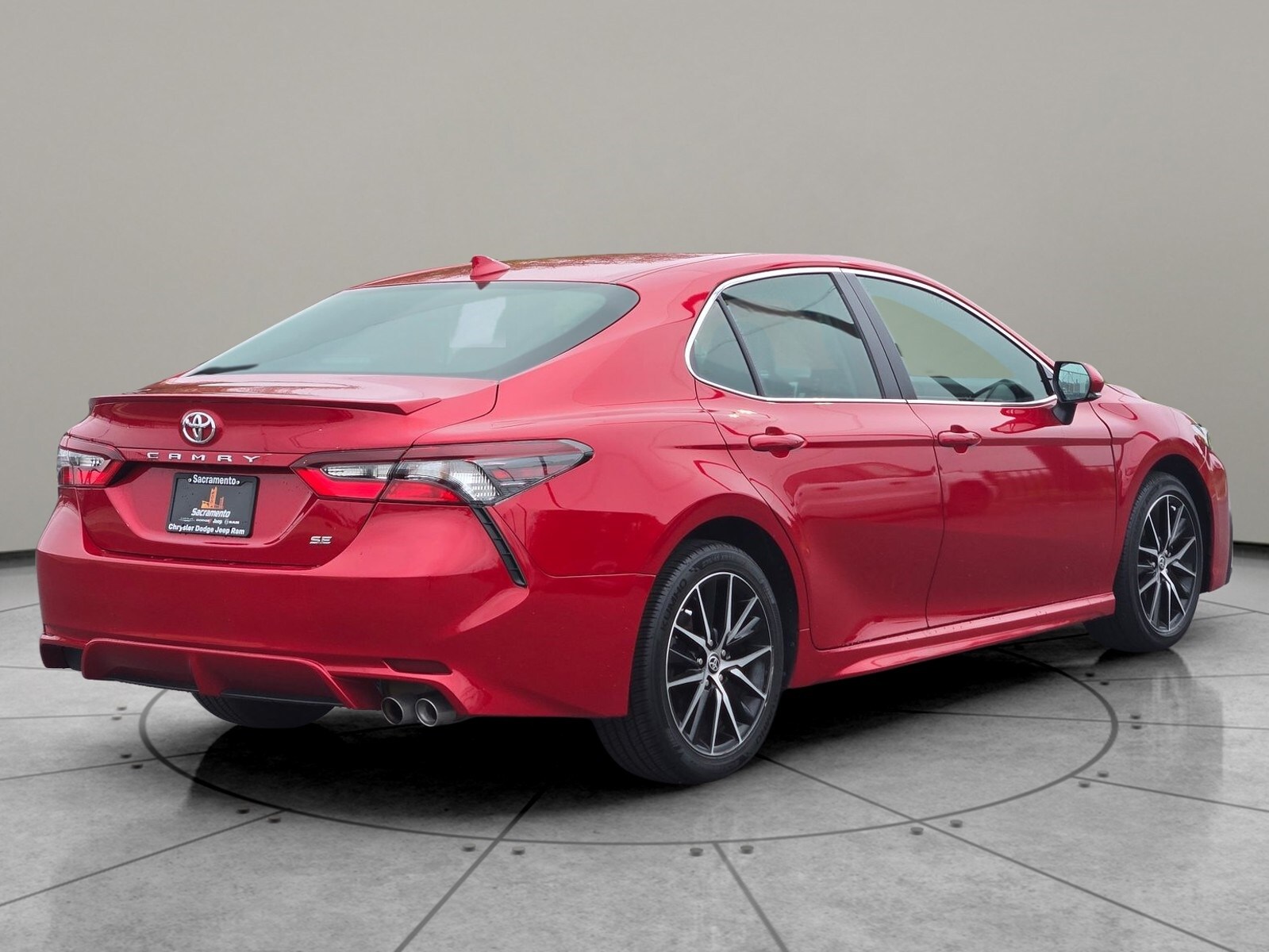 2024 Toyota Camry SE photo 4