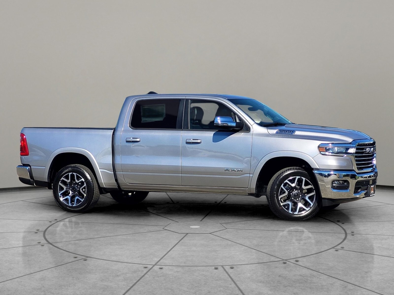 2026 Ram 1500 Laramie photo 3