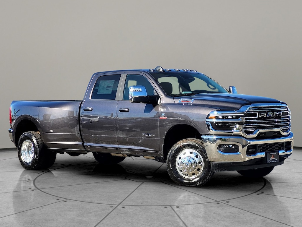 New 2026 Ram 3500 LARAMIE CREW CAB 4X4 8' BOX Pickup