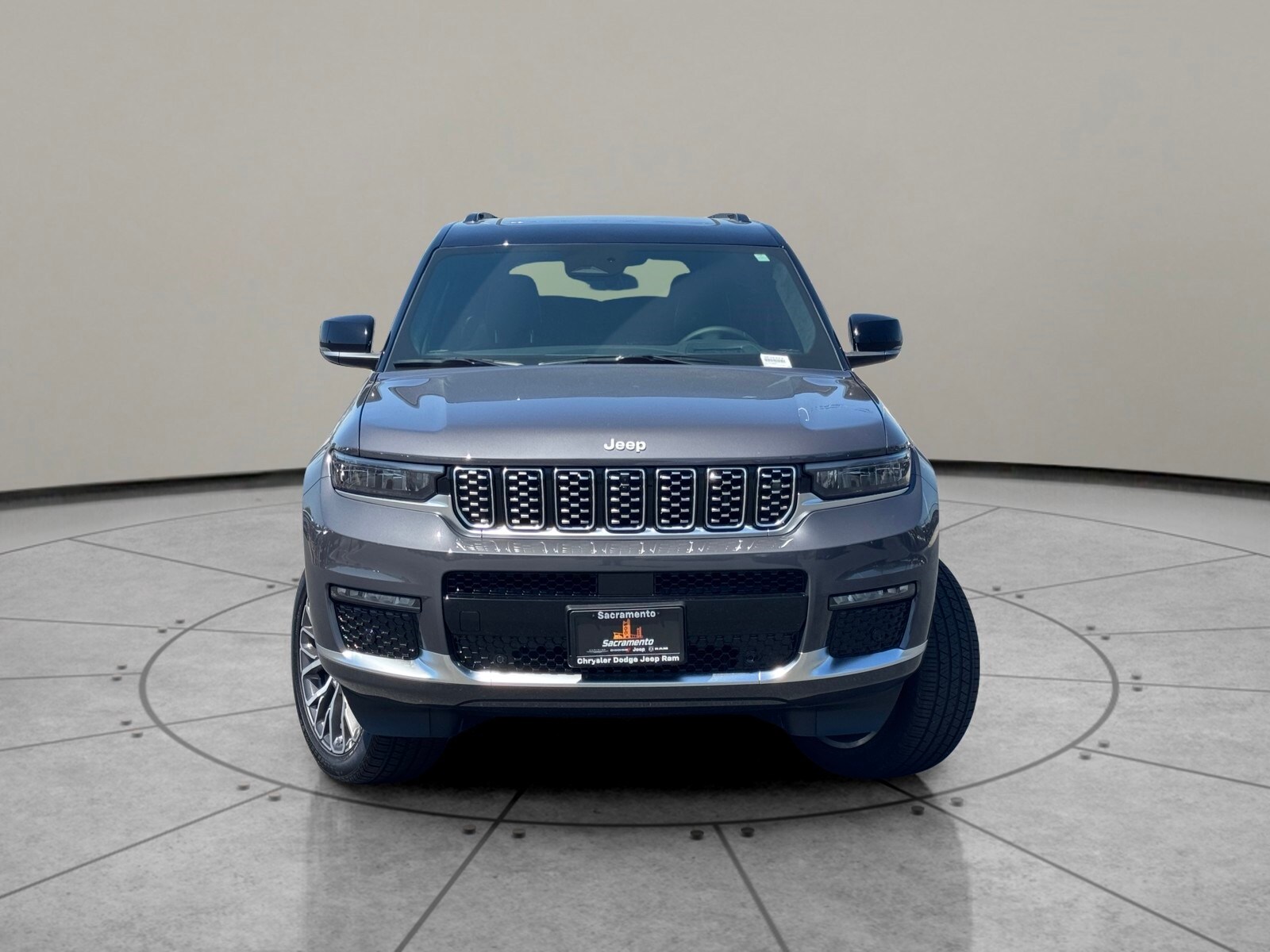 2025 Jeep Grand Cherokee L Summit Reserve photo 2