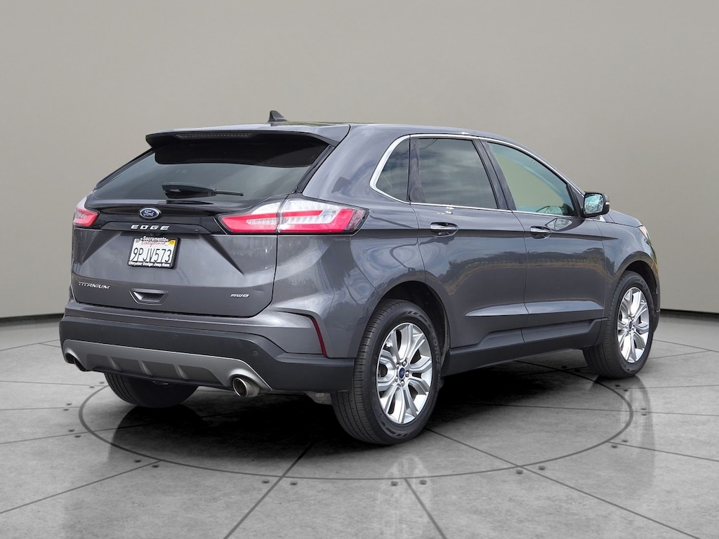 Used 2022 Ford Edge Titanium SUV
