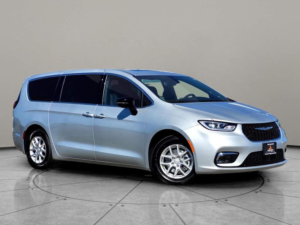 New 2026 Chrysler Pacifica SELECT Passenger Van