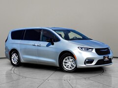 2026 Chrysler Pacifica SELECT Passenger Van