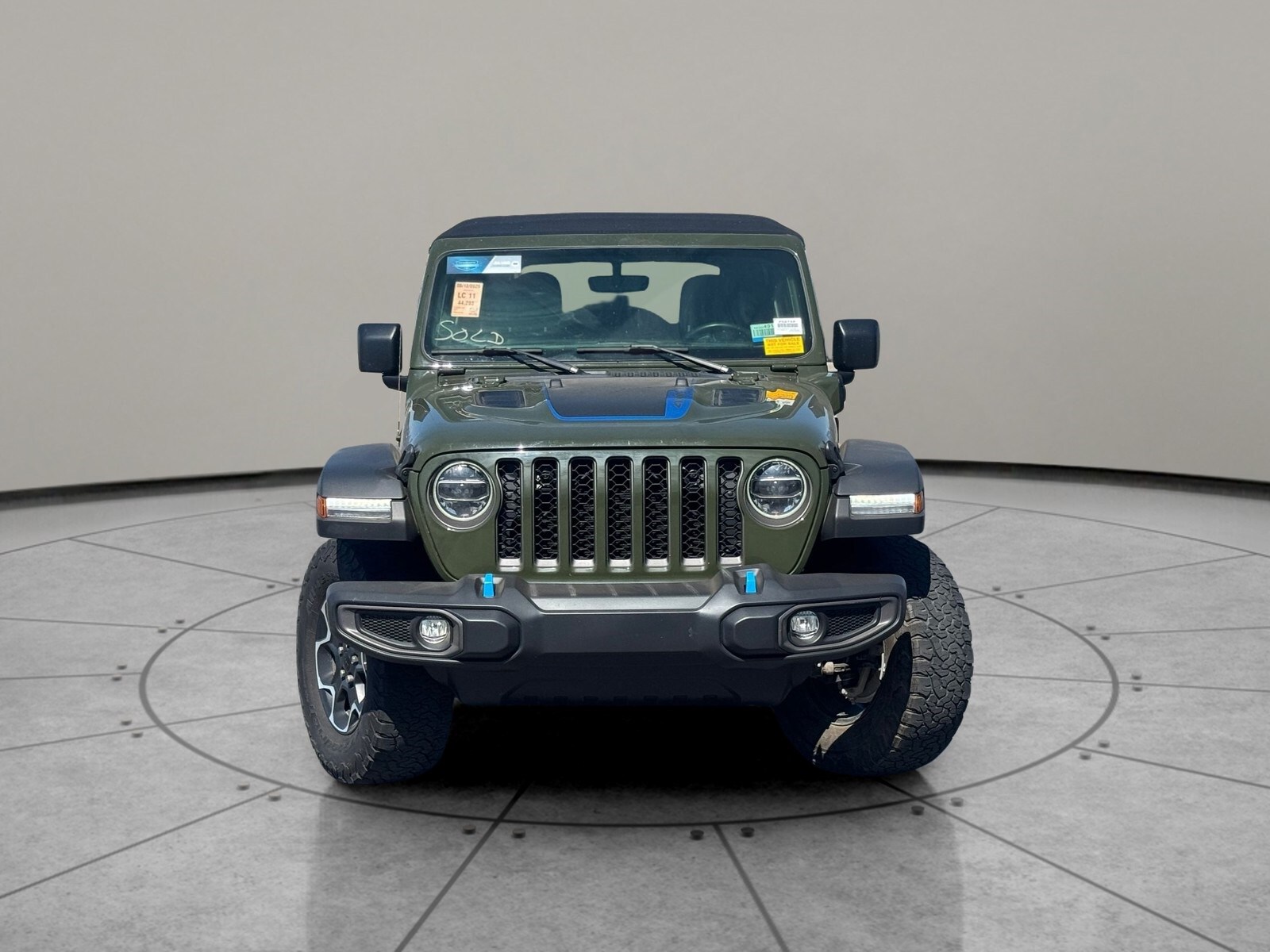 2022 Jeep Wrangler Unlimited Rubicon 4xe photo 2