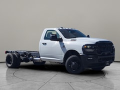 2025 Ram 3500 Chassis Cab 3500 TRADESMAN CHASSIS REGULAR CAB 4X4 84' CA Pickup