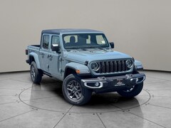 2025 Jeep Gladiator SPORT S 4X4 Pickup