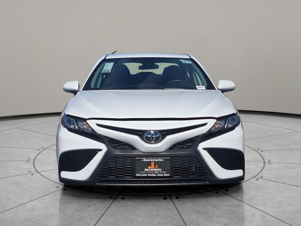 Used 2024 Toyota Camry SE Sedan
