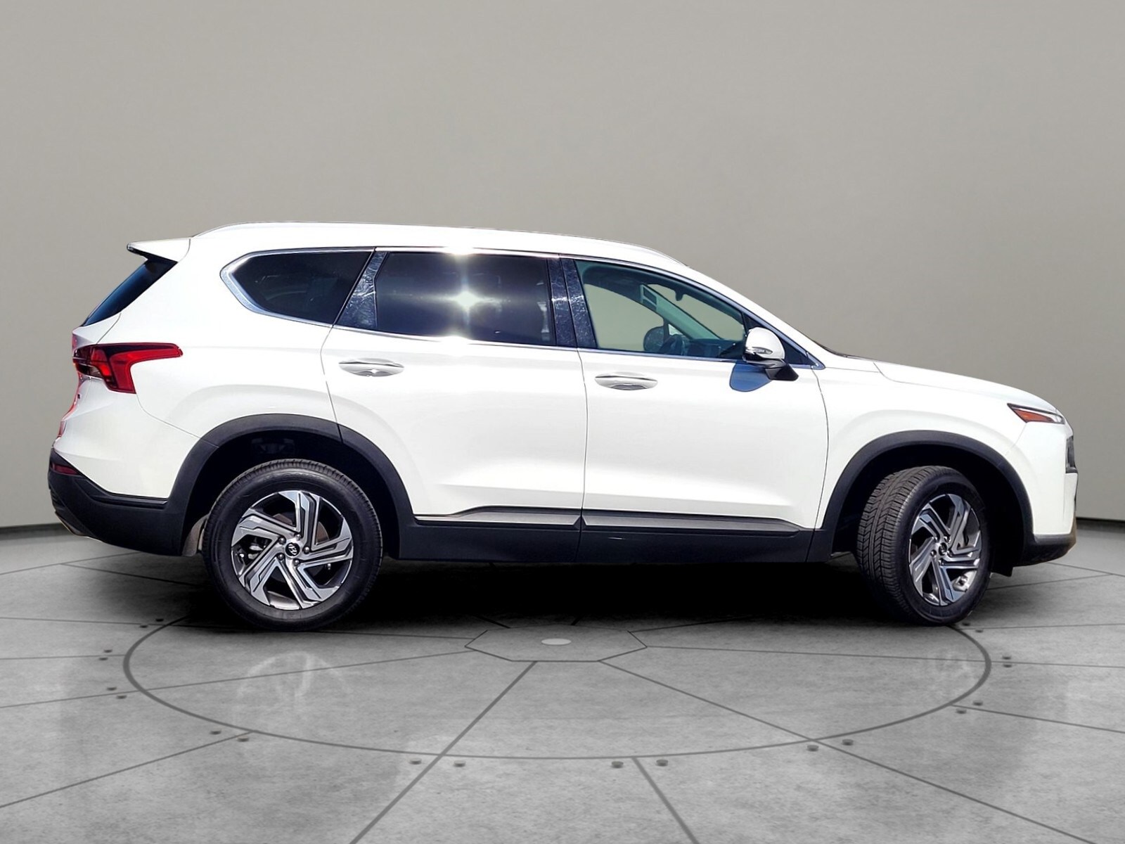 2023 Hyundai Santa Fe SEL photo 3