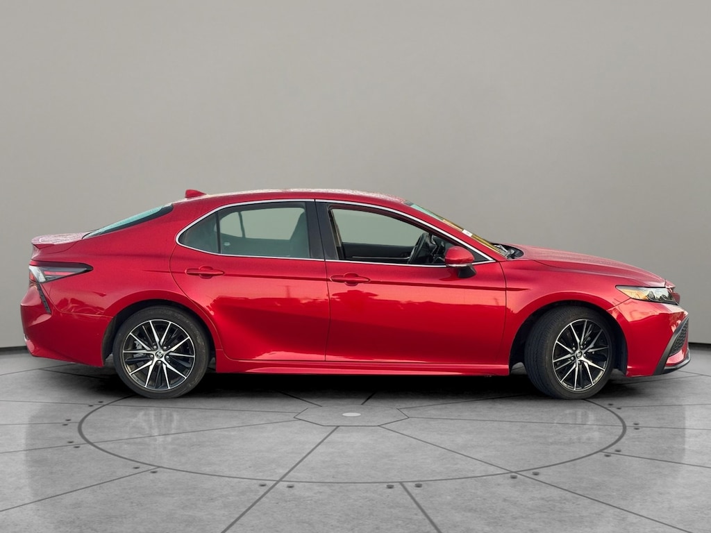 Used 2024 Toyota Camry SE Sedan