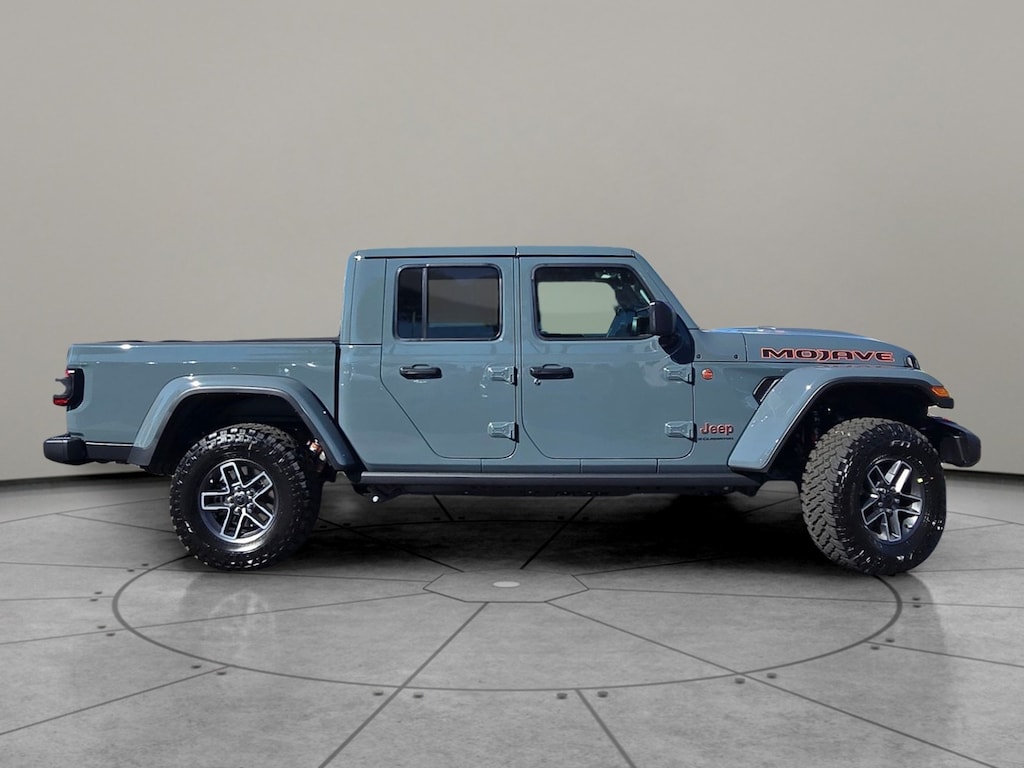 New 2025 Jeep Gladiator MOJAVE 4X4 Pickup