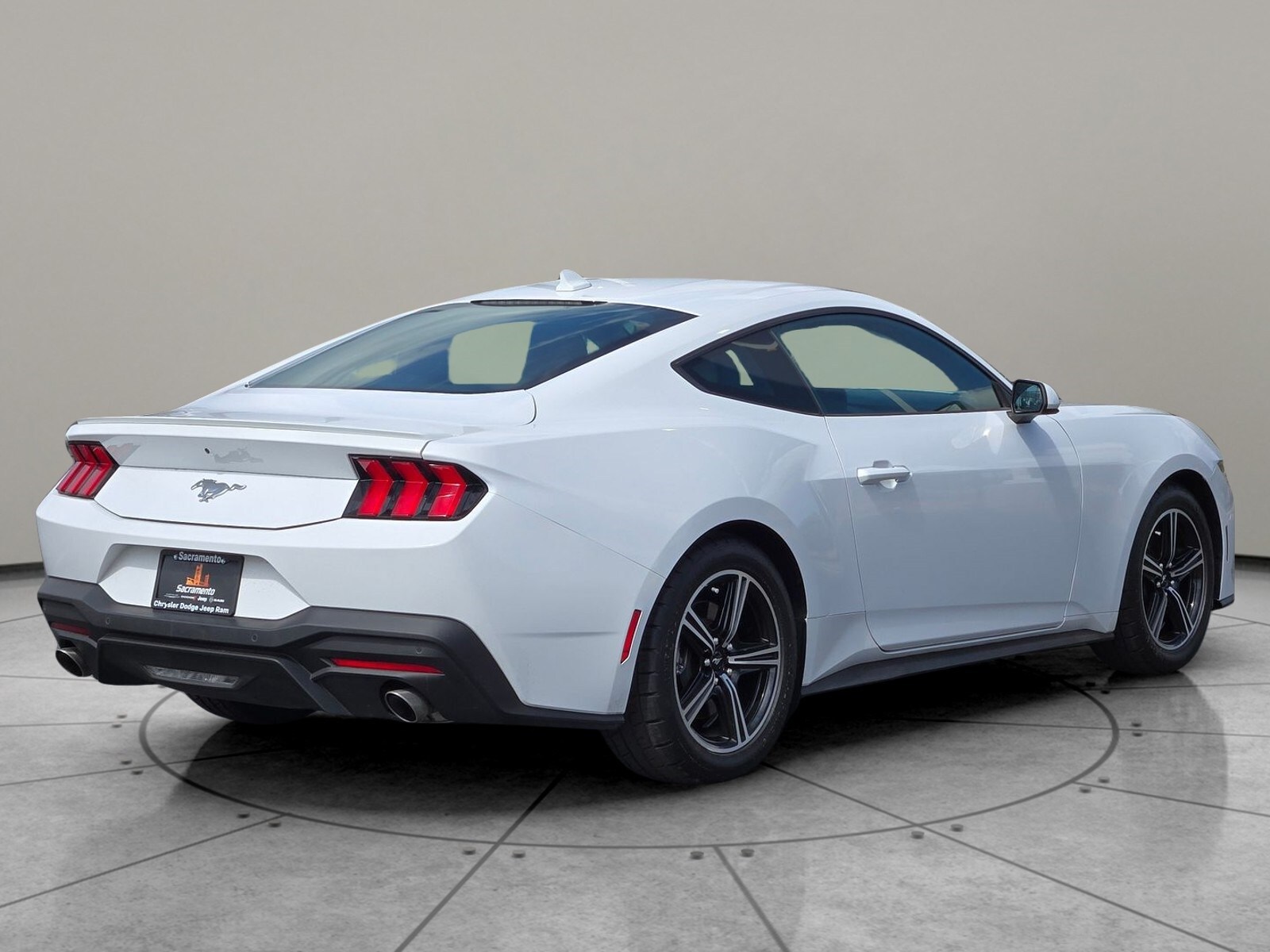 2024 Ford Mustang EcoBoost Premium photo 4