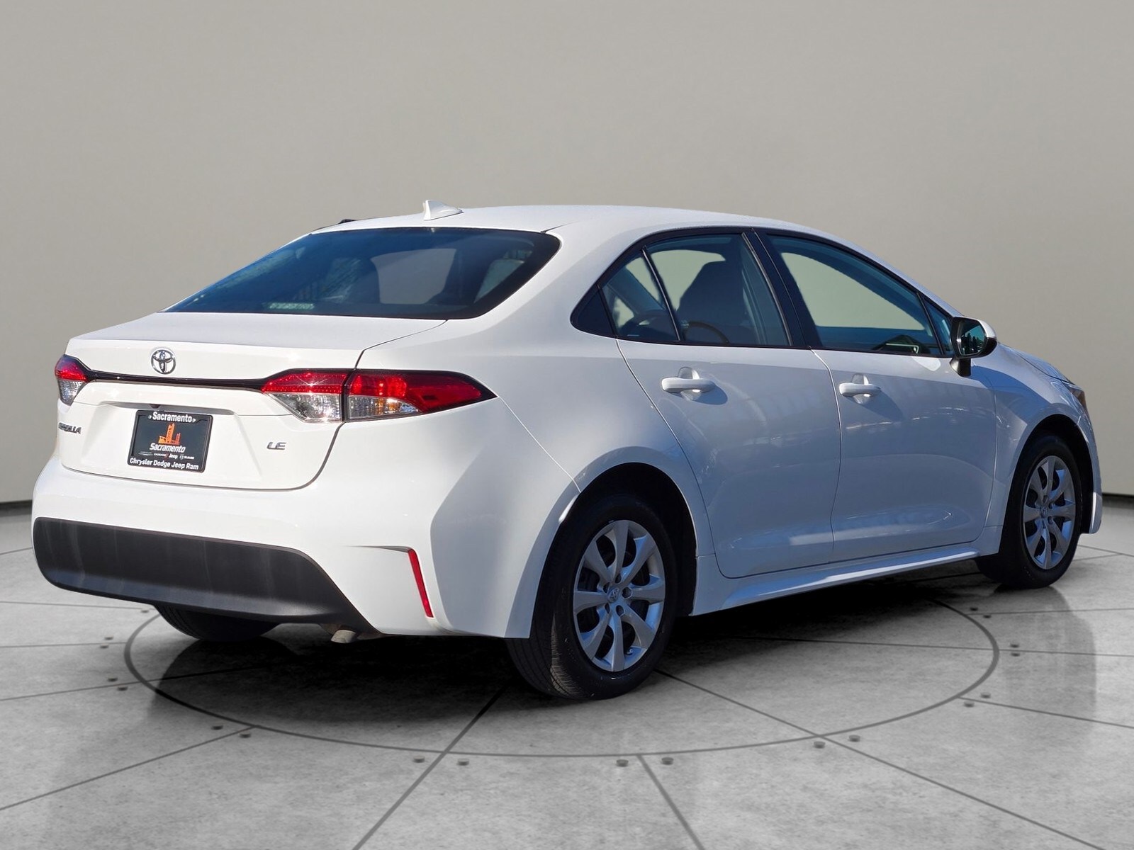 2024 Toyota Corolla LE photo 4