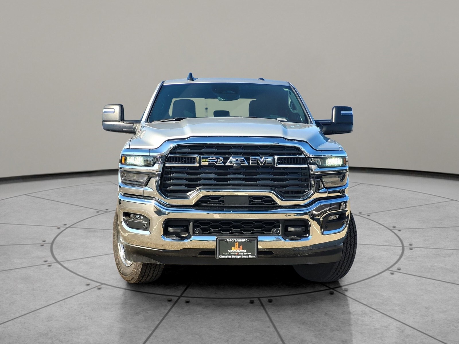 2025 Ram 2500 Tradesman photo 2