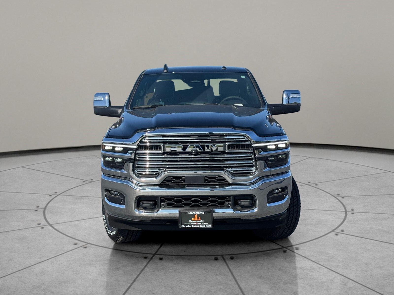 2025 Ram 2500 Laramie photo 2