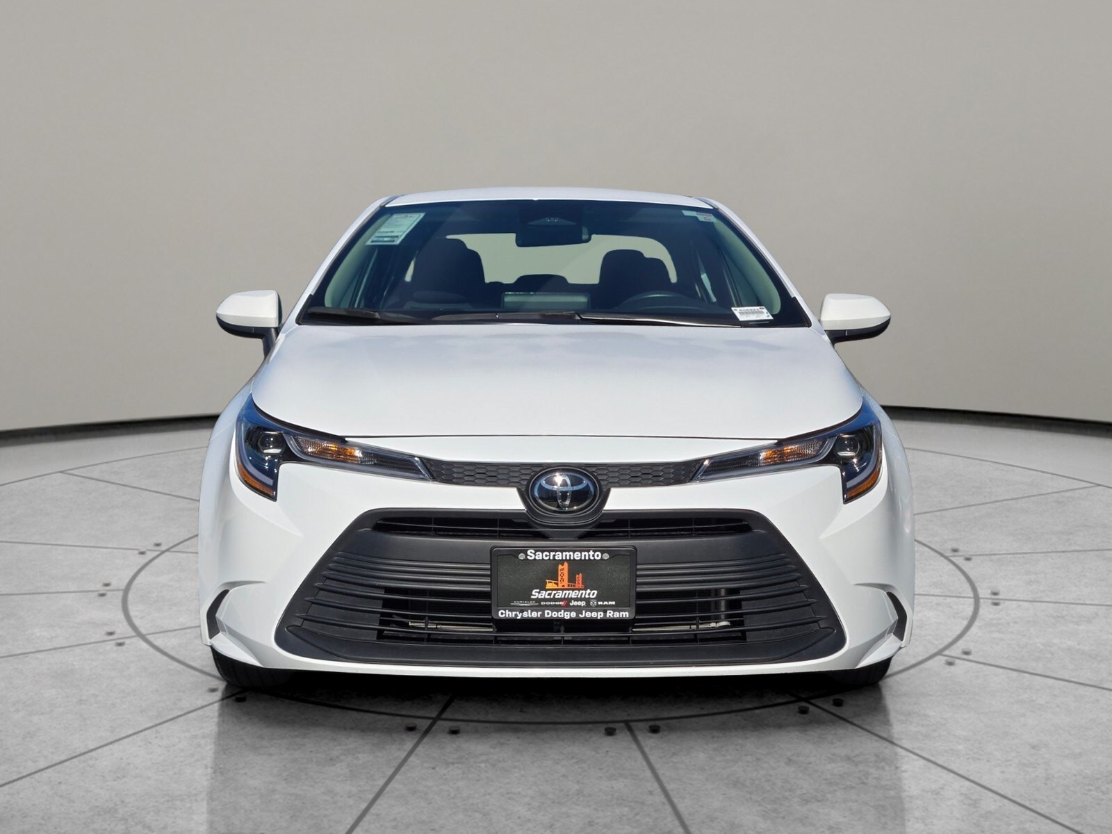 2024 Toyota Corolla LE photo 2