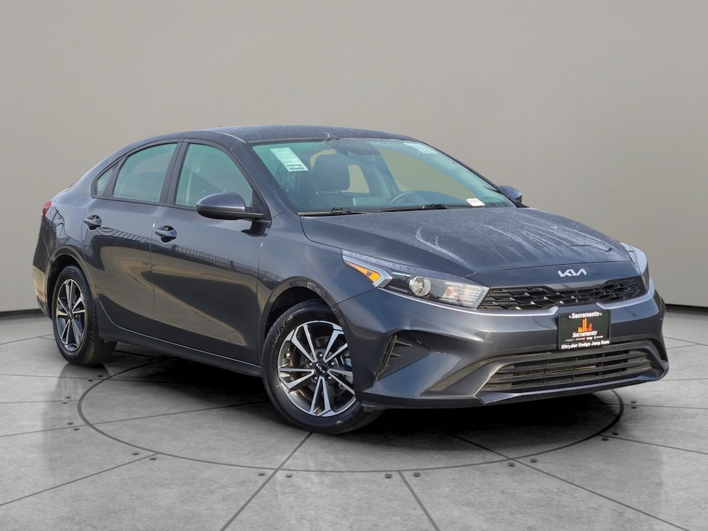 Used 2024 Kia Forte LXS Sedan