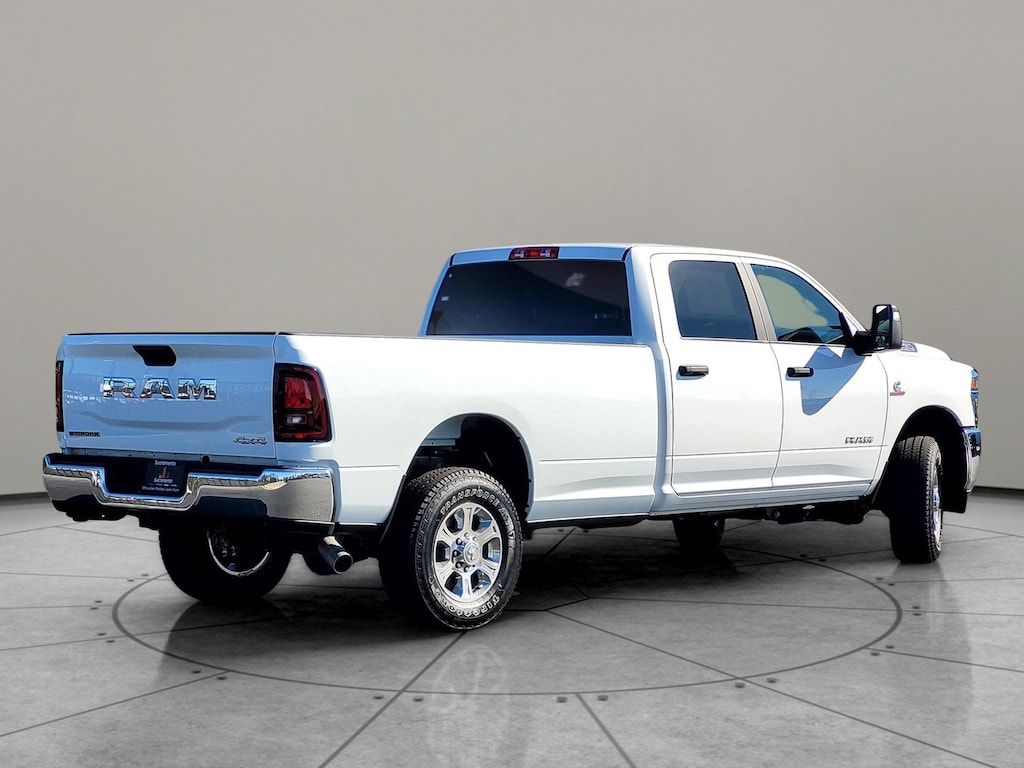 New 2026 Ram 2500 BIG HORN CREW CAB 4X4 8' BOX Pickup