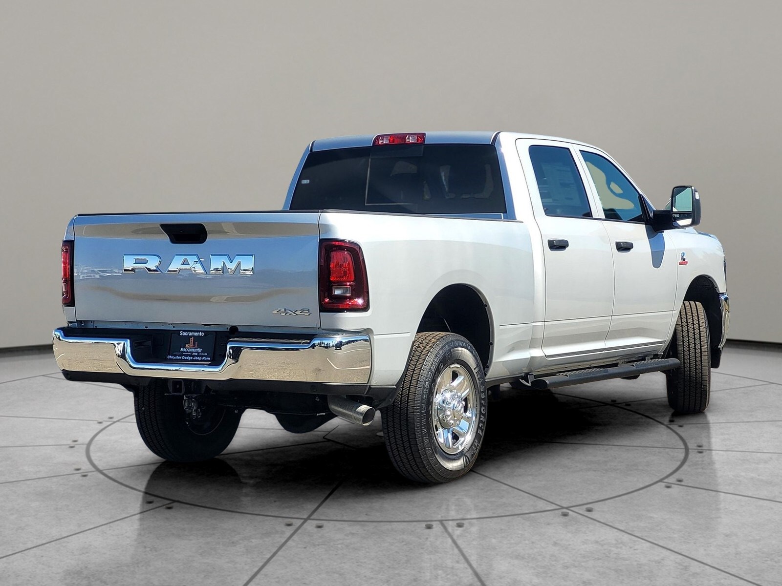 2025 Ram 2500 Tradesman photo 4