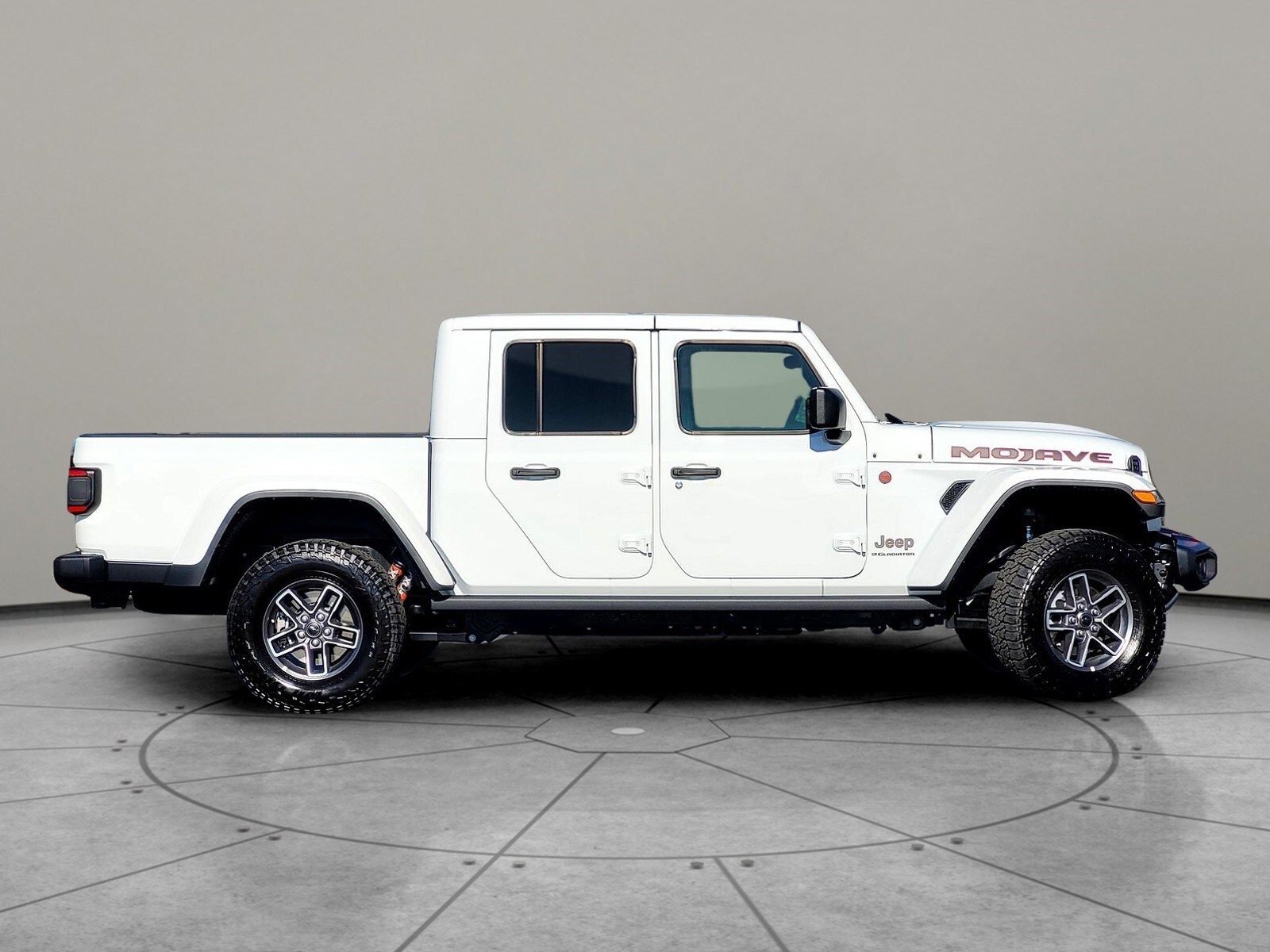 2025 Jeep Gladiator Mojave photo 2