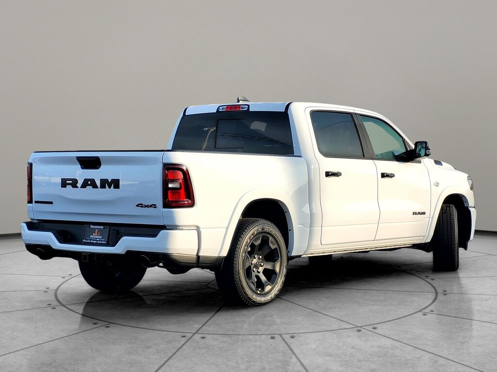 New 2026 Ram 1500 BIG HORN CREW CAB 4X4 5'7 BOX Pickup