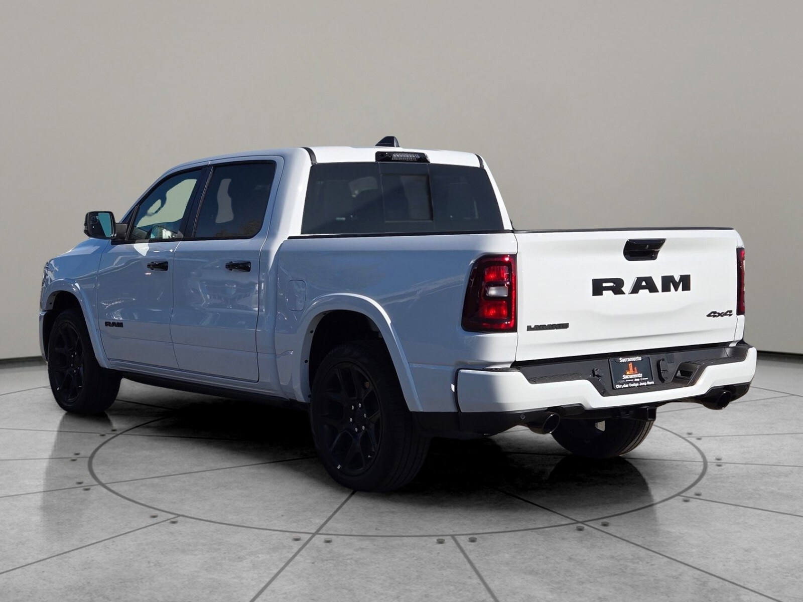 2026 Ram 1500 Laramie photo 4