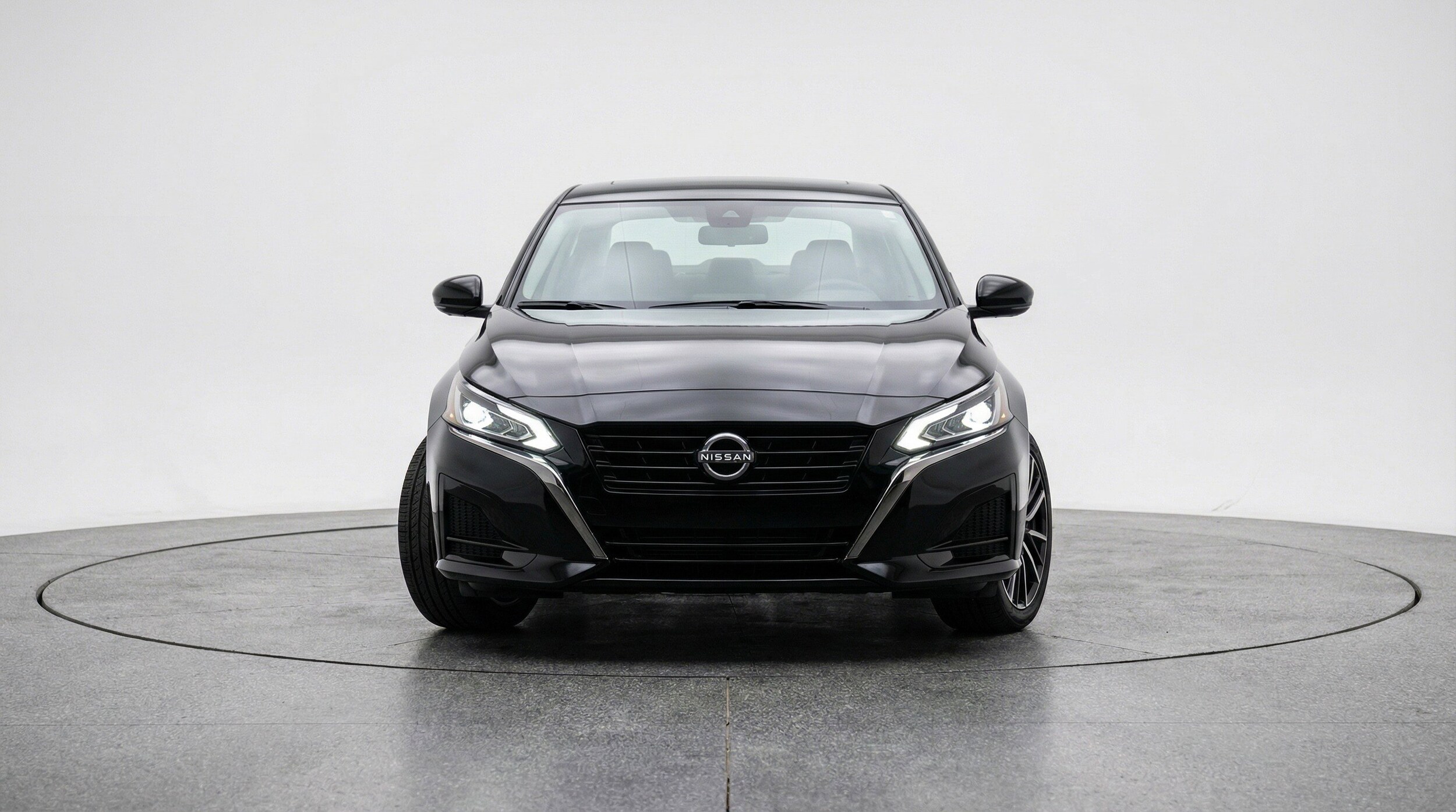 Thumbnail: 2025 Nissan Altima - 2