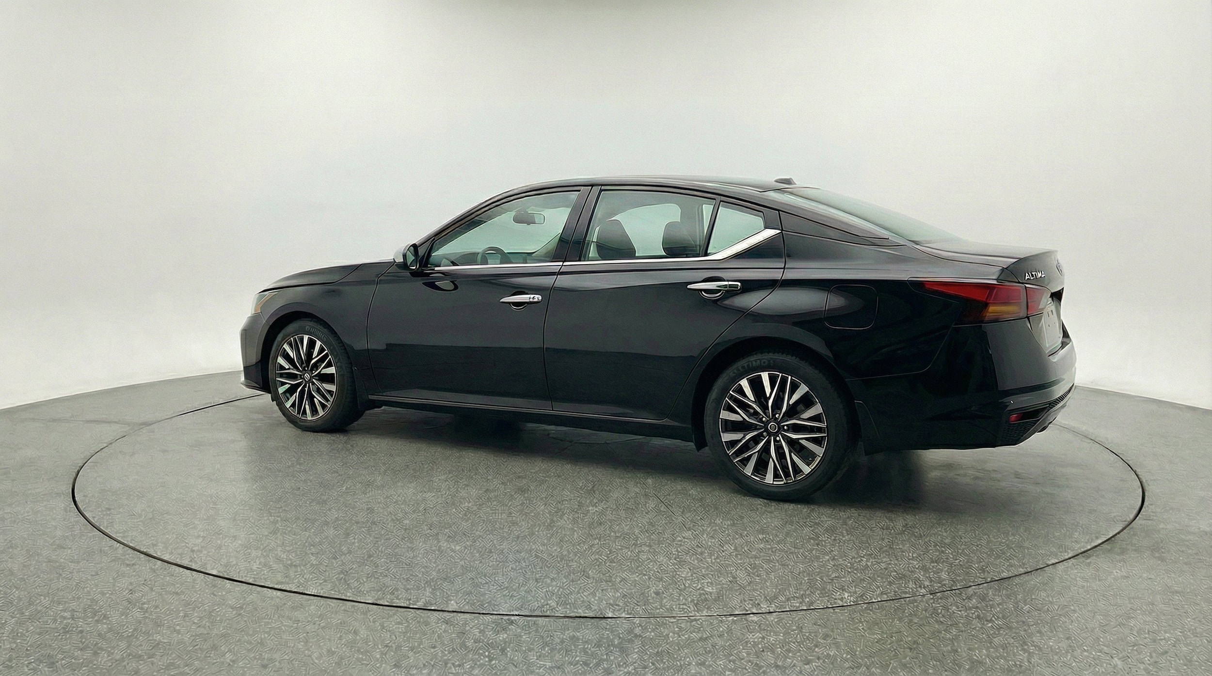 Thumbnail: 2025 Nissan Altima - 6