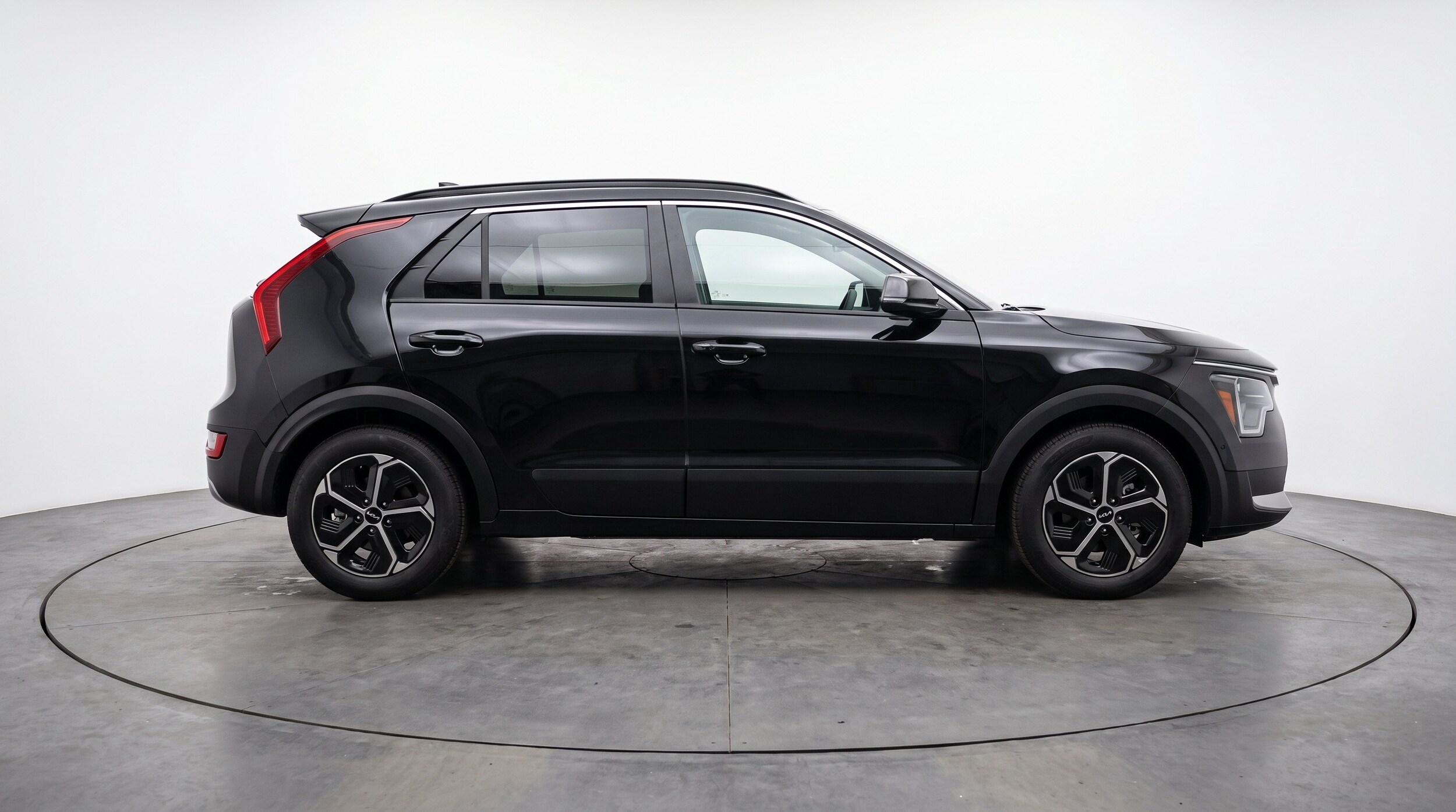 Thumbnail: 2026 Kia Niro - 11