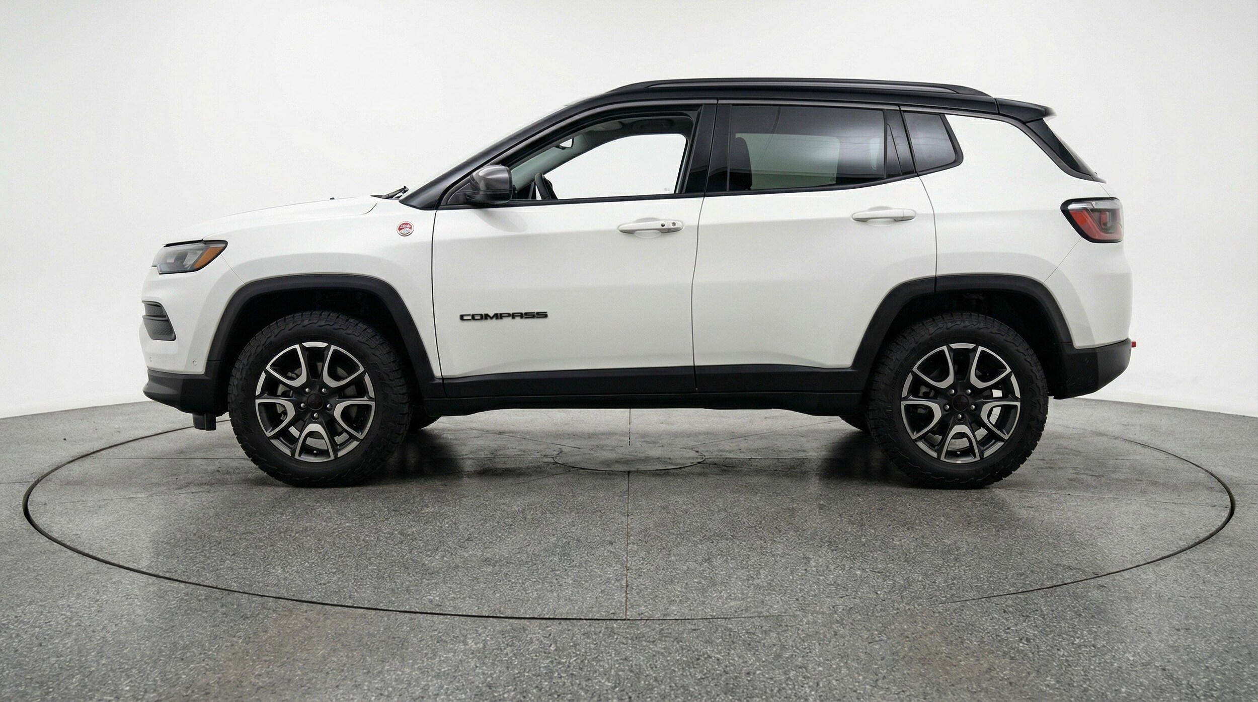 Thumbnail: 2025 Jeep Compass - 5