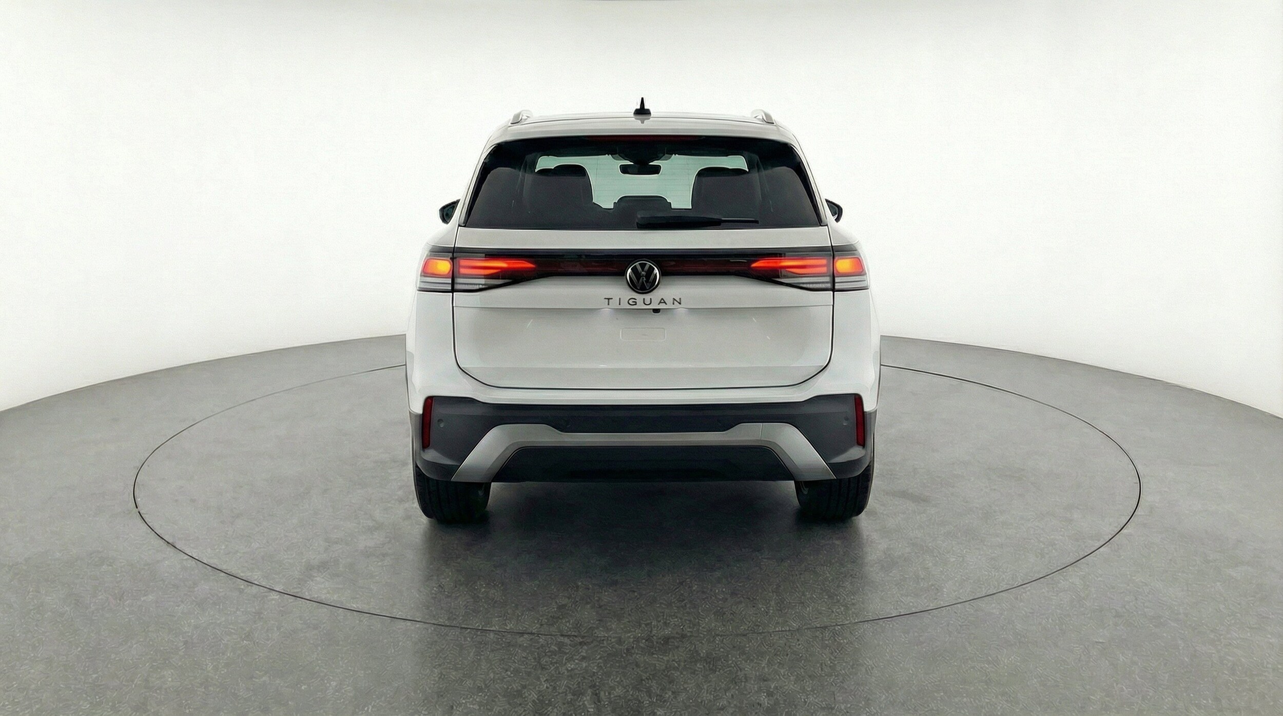 Thumbnail: 2026 Volkswagen Tiguan - 7