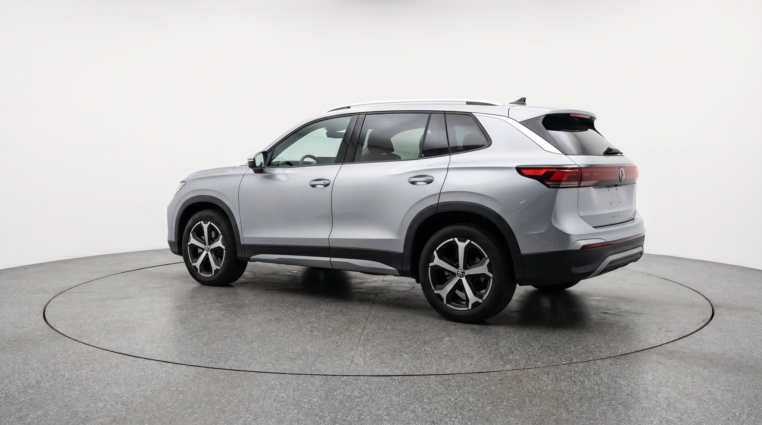 Thumbnail: 2026 Volkswagen Tiguan - 6